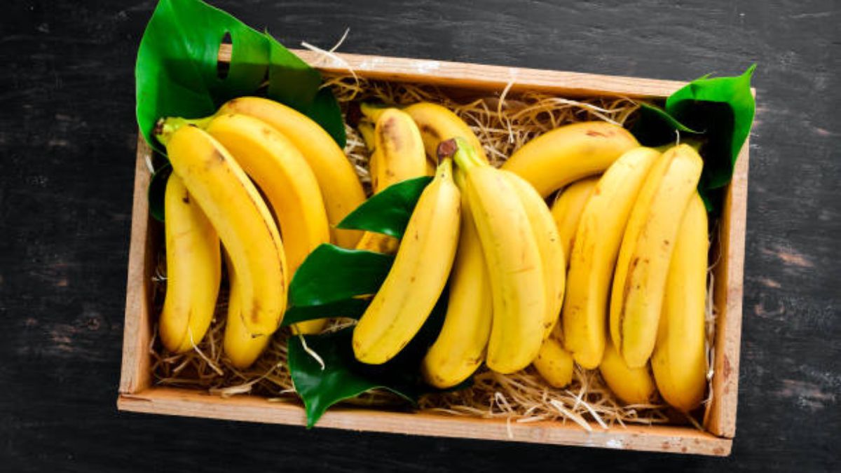 Banana peal healthy Fruits Benefits 
